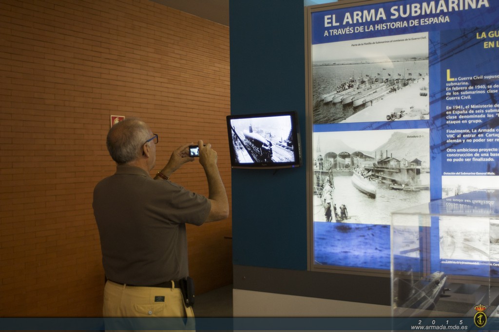 V Semana Naval de Madrid. Exposición del Centenario del Arma Submarina